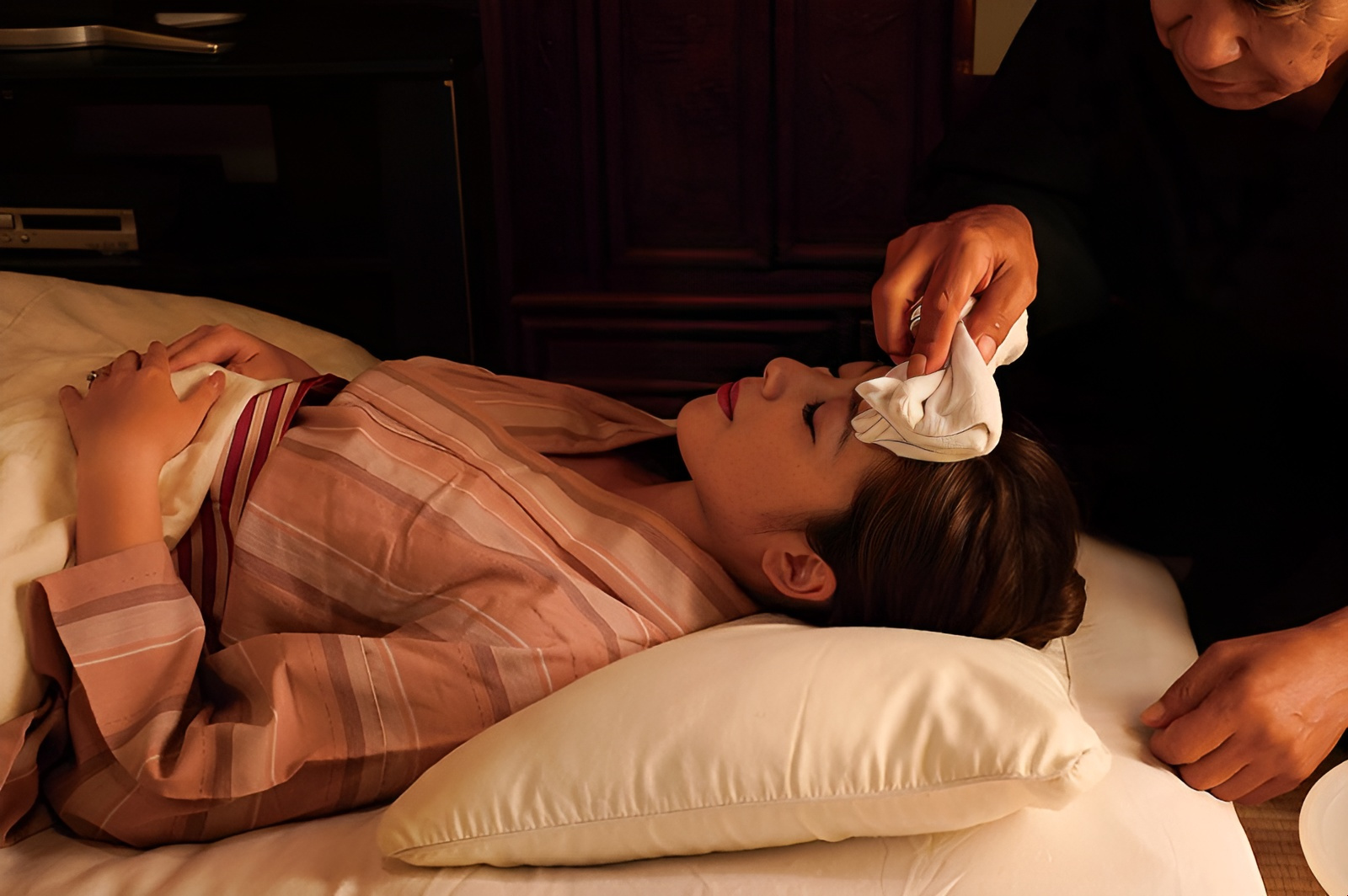 NACR-653 Taking care of a sick daughter-in-law