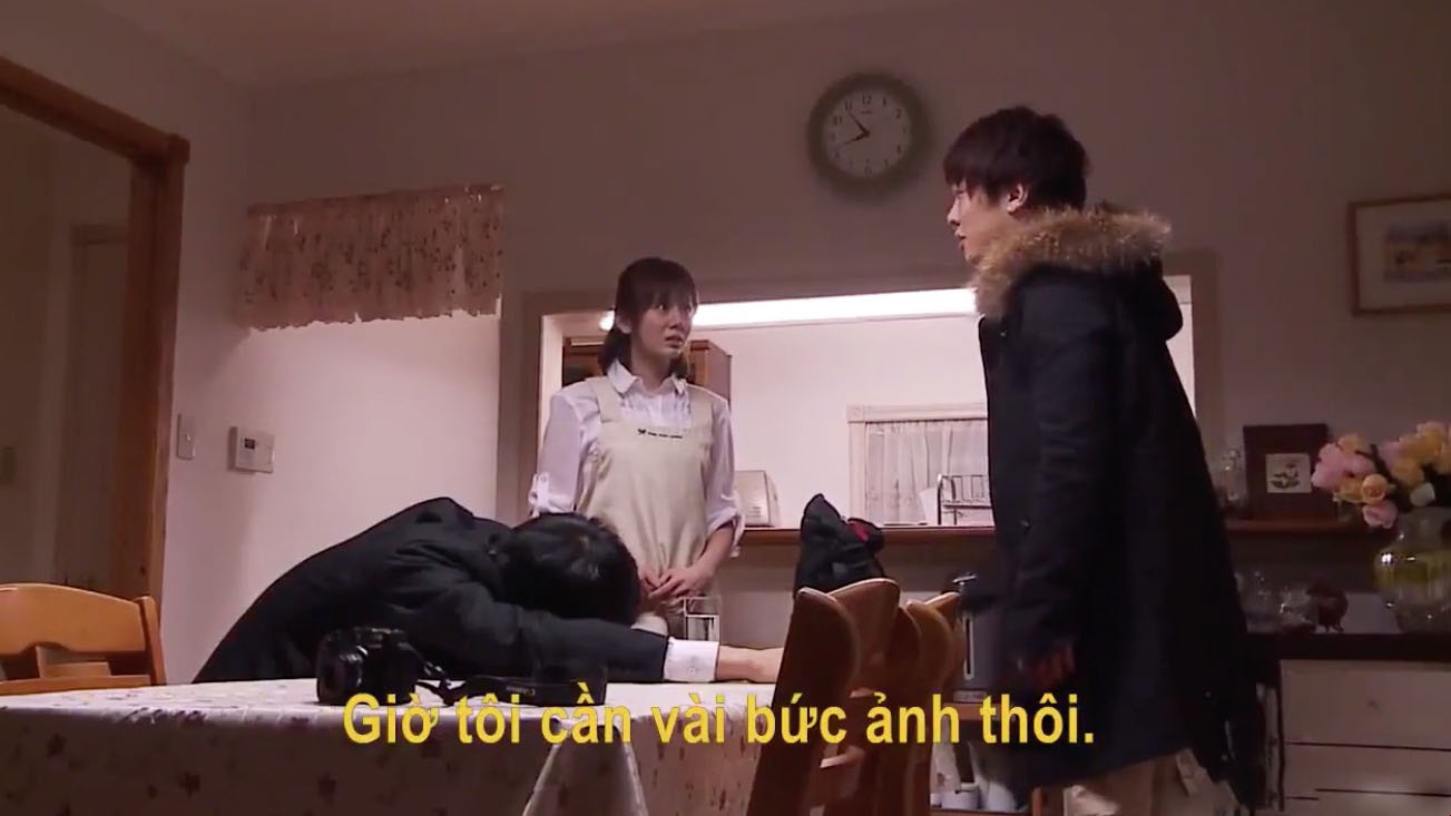 Pretending to be a benefactor, raping his wife in front of her husband Vietsub