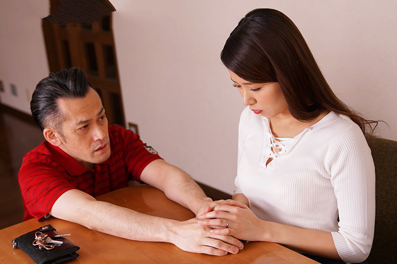 Miho Tono's unhappy marriage