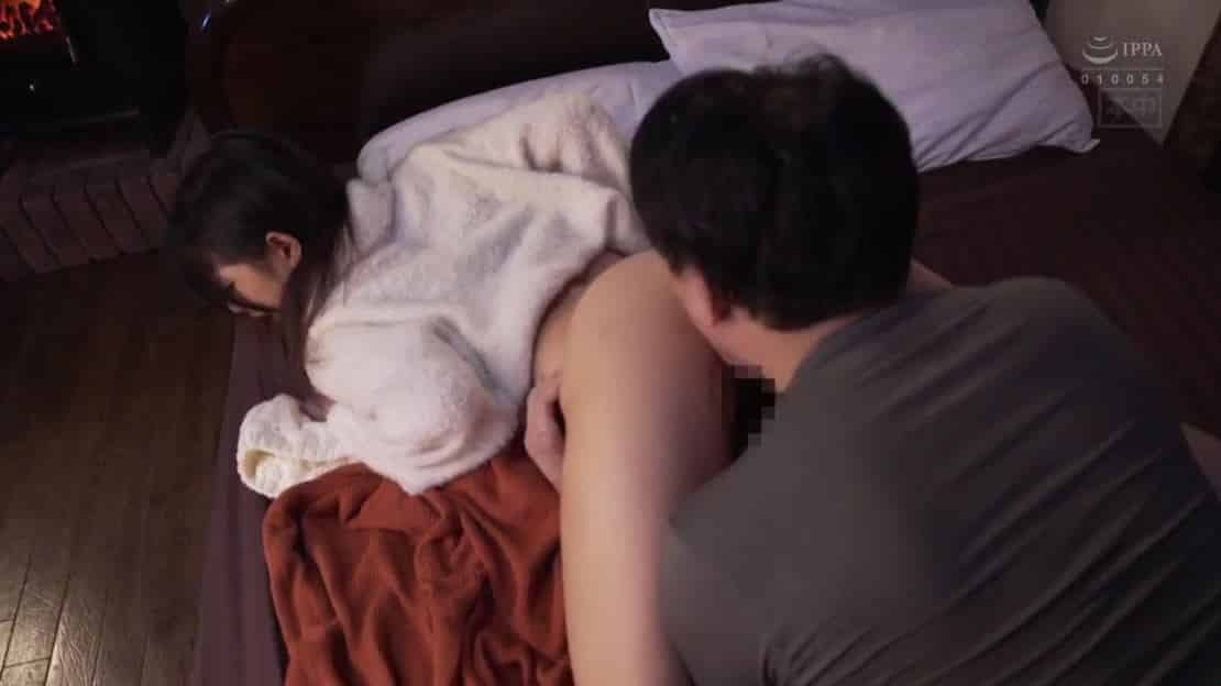MATCH-SELLING GIRL sex movie
